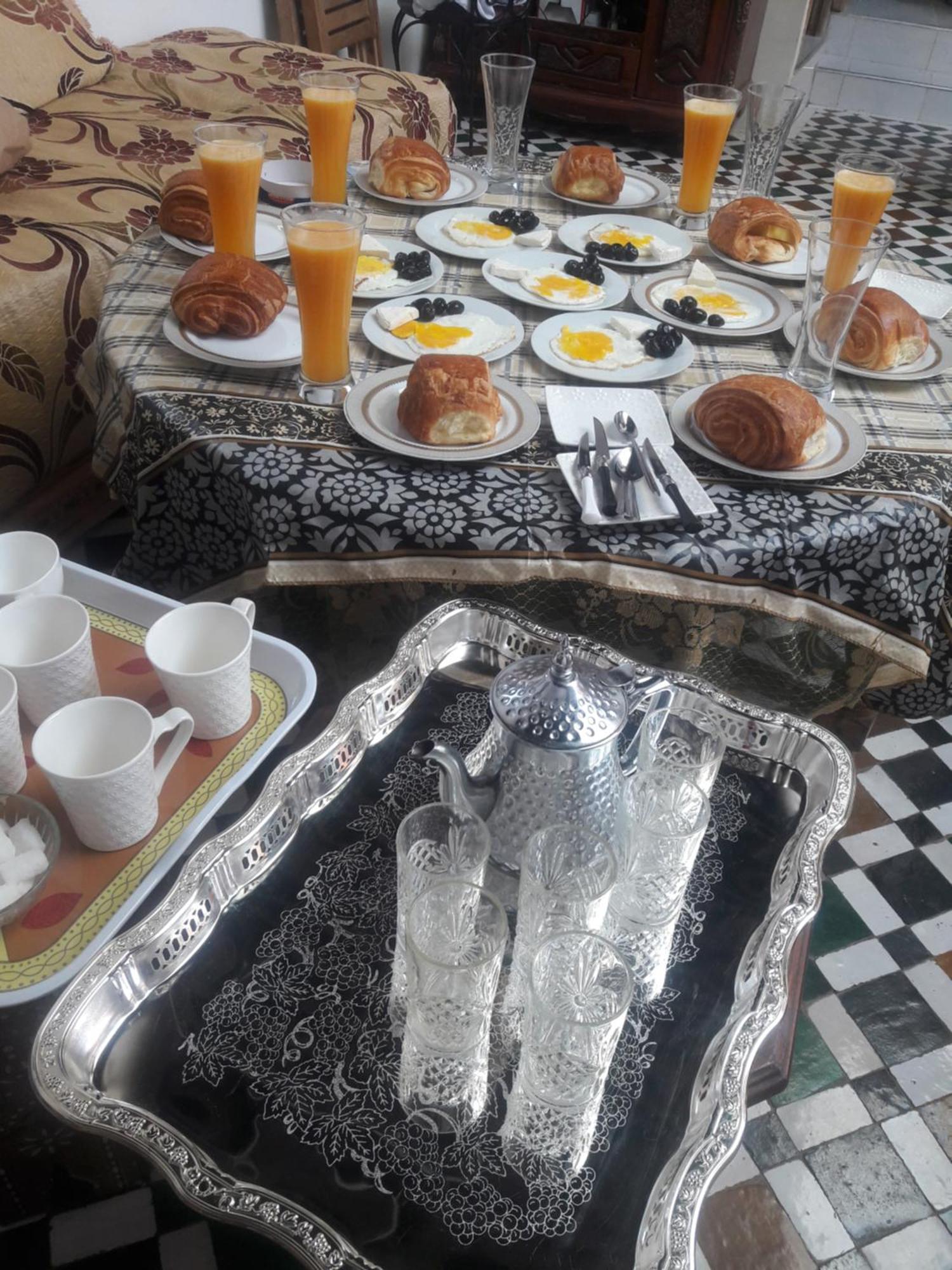 Riad Ranya Fez Bagian luar foto
