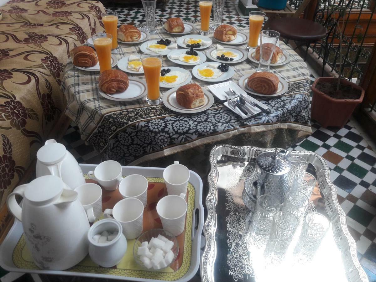 Riad Ranya Fez Bagian luar foto